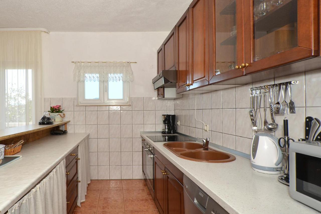 Apartment Una Seget Vranjica Exterior photo